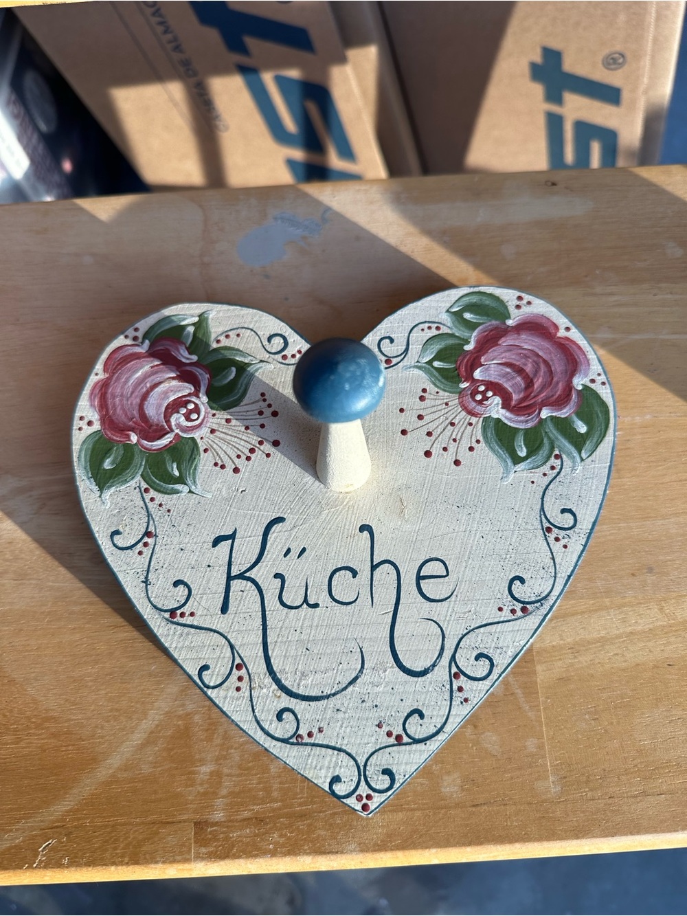 Hand-Painted Heart Wall Hook - 'Küche'